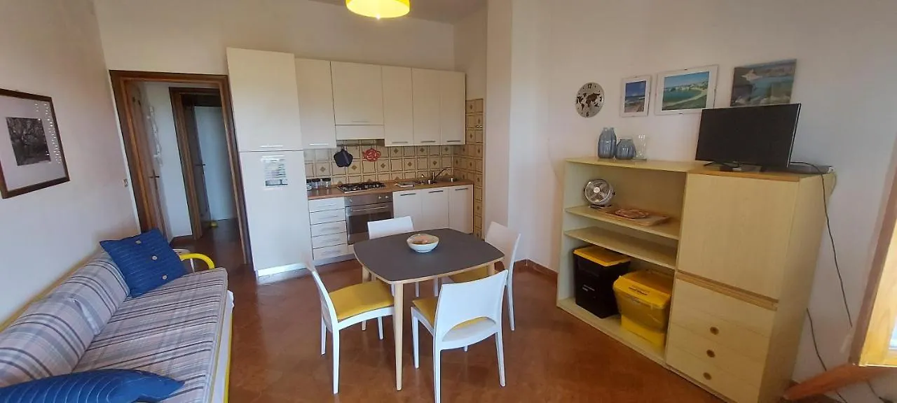Appartamento Casa degli Oleandri Santa Caterina Di Pittinuri  Italia