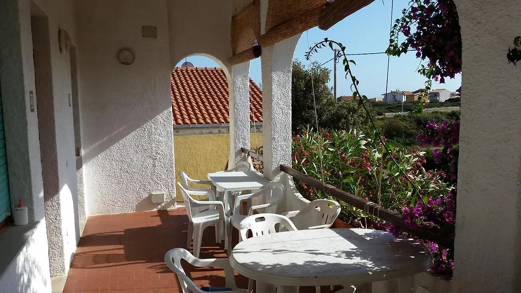 Appartamento Casa degli Oleandri Santa Caterina Di Pittinuri